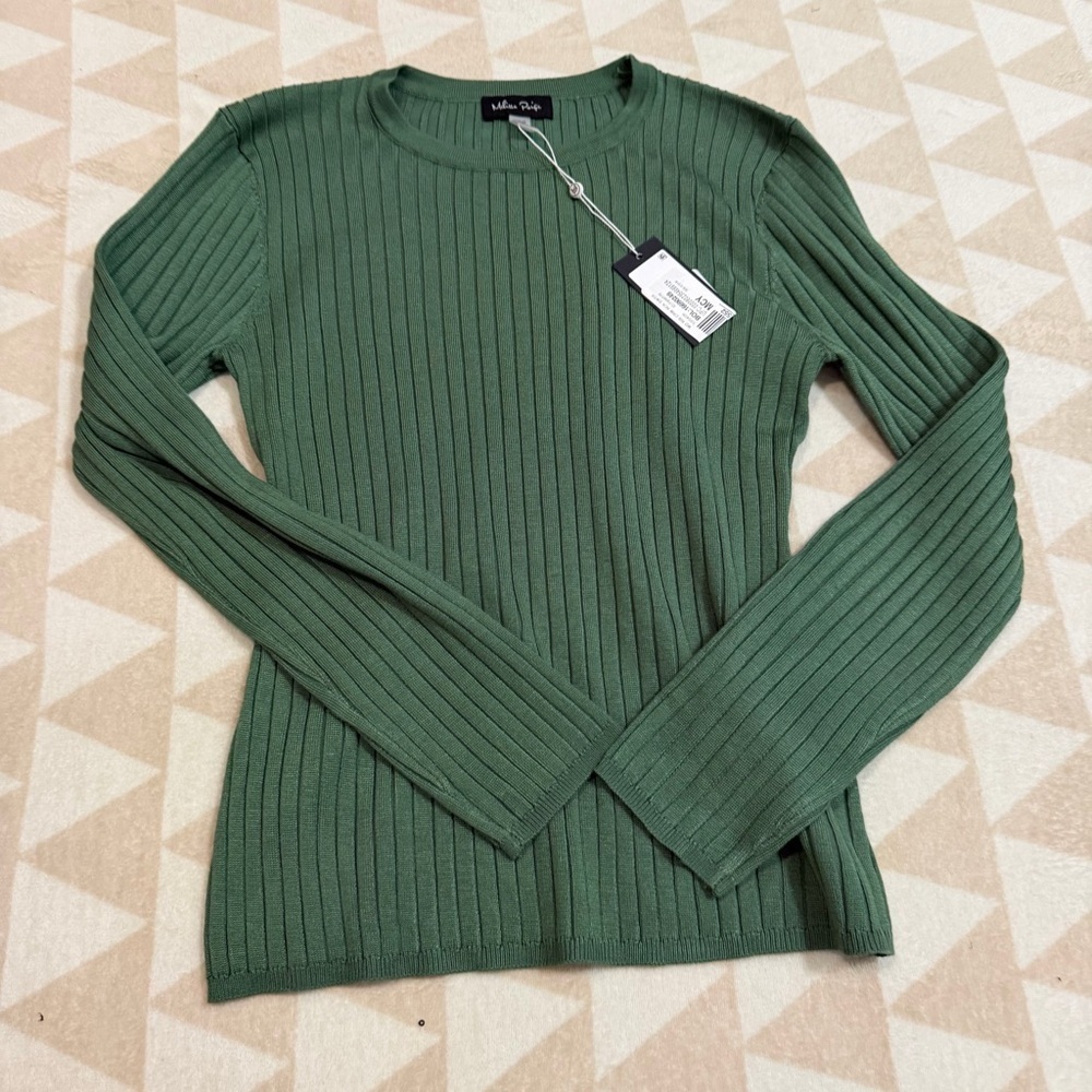 Melissa Paige green ribbed crewneck sweater
